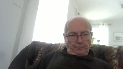 bernard1102 online show from June 21, 3:18 pm