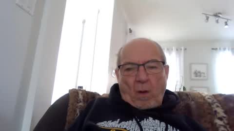 Snapshot of bernard1102 chatting on January 30, 2:36 pm bernard1102 online show from January 30, 2:36 pm