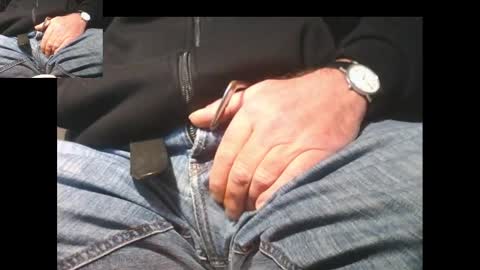 bernardo1968 online show from December 8, 7:00 pm