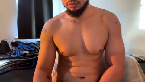 Snapshot of berriess_ chatting on December 2, 1:08 pm berriess_ online show from December 2, 1:08 pm