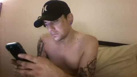 berrymacock online show from June 22, 3:12 am