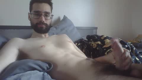 Snapshot of best_cumshot chatting on September 11, 6:42 pm best_cumshot online show from September 11, 6:42 pm