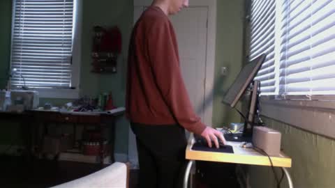 best_triam online show from February 23, 7:49 pm