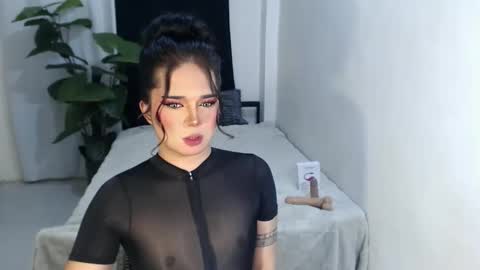 bestgirljulia online show from March 2, 6:58 am