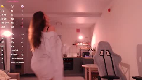 Zo online show from January 24, 1:57 pm