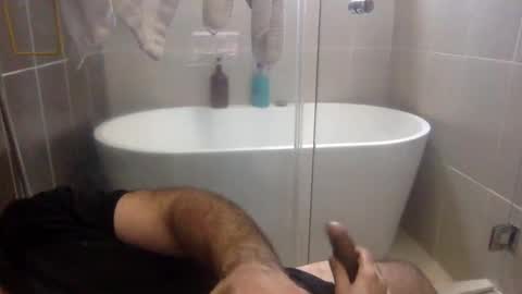 Snapshot of betoooox chatting on October 26, 7:57 pm Virtual Gentleman online show from October 26, 7:57 pm