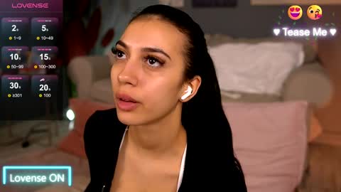 Betty online show from February 25, 1:32 pm