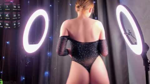 Brianna online show from February 15, 7:51 am