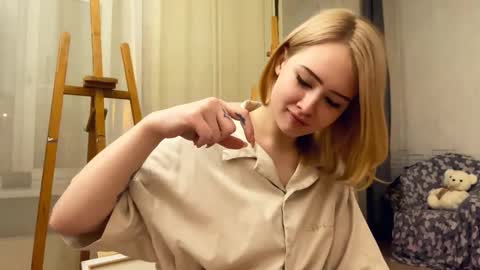 Hinata online show from February 16, 12:47 pm