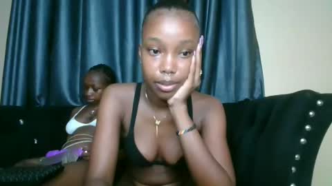 beverly_girl_1 online show from December 19, 2:34 am