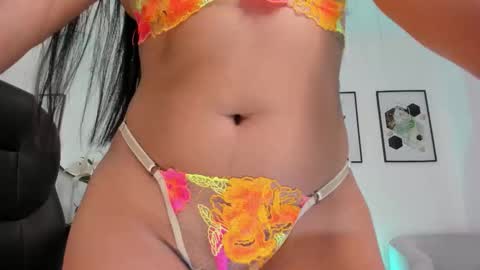 beverlyy johnson online show from March 6, 4:00 am