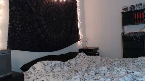 bexbex945874 online show from July 28, 6:20 pm