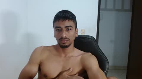 Snapshot of bfernando_05 chatting on September 22, 10:19 am BAYRON online show from September 22, 10:19 am