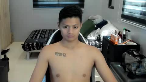 bhillrhey121103 online show from February 3, 5:16 am