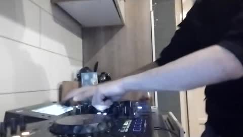 bhjjgg777 online show from January 6, 1:42 am