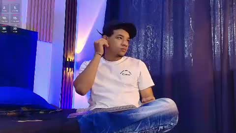 Bick Khonn online show from June 8, 7:37 pm
