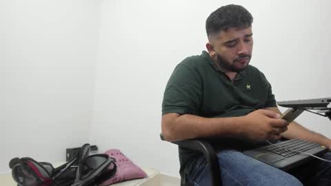 Tommy online show from December 15, 9:16 am