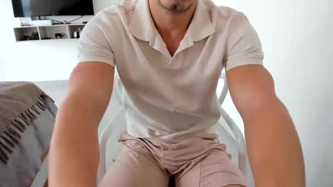  temporarily free  online show from November 25, 8:29 pm