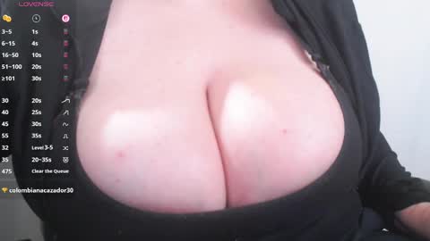 bigbittiesandfun online show from September 27, 7:11 pm