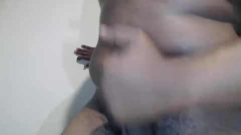 bigblack004 online show from March 15, 4:39 am