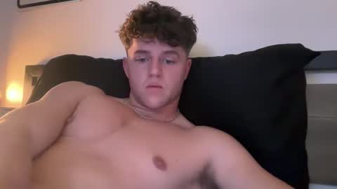 bigbootyburger1 online show from April 26, 9:45 pm