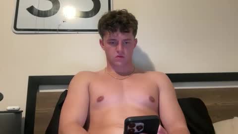 bigbootyburger1 online show from February 12, 9:29 pm