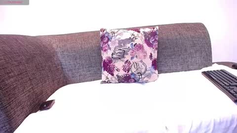 bigbootymommyy online show from December 17, 9:21 pm