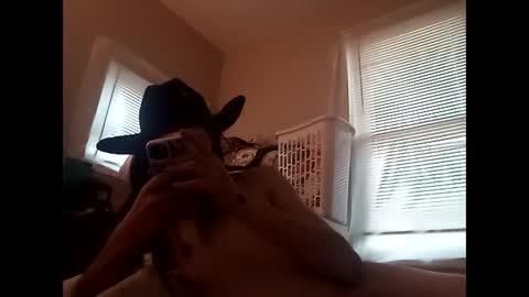 Rooster P online show from January 3, 2:51 pm