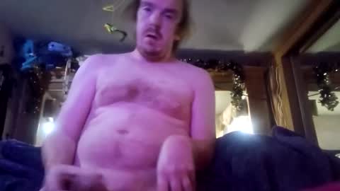 bigdickred65832237 online show from March 17, 7:52 pm