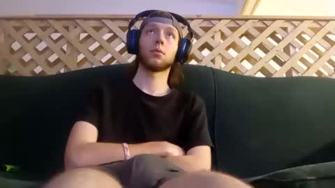 Snapshot of biggestboiiii chatting on September 9, 5:51 am biggestboiiii online show from September 9, 5:51 am