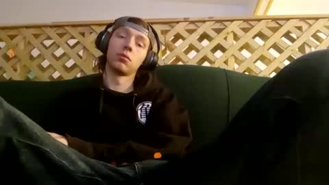 biggestboiiii online show from November 5, 3:08 am