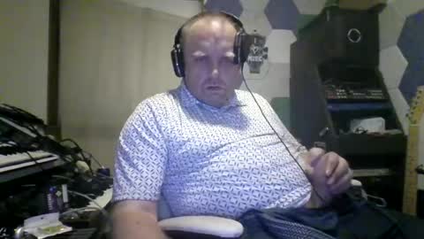biggydee8989 online show from August 7, 9:40 am