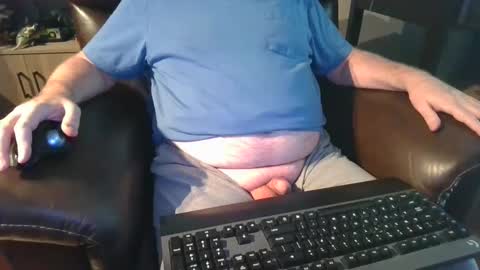 bighardmark online show from February 18, 8:47 pm