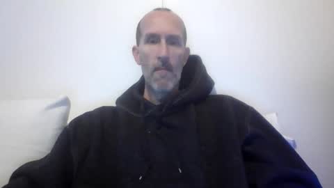 Snapshot of bighugemouthful chatting on October 28, 2:12 am Chaz online show from October 28, 2:12 am