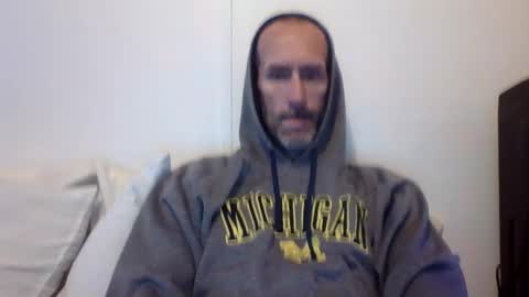 Snapshot of bighugemouthful chatting on September 14, 3:53 am Chaz online show from September 14, 3:53 am