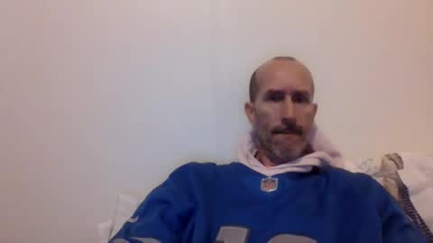 Snapshot of bighugemouthful chatting on December 6, 2:51 am Chaz online show from December 6, 2:51 am