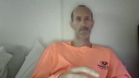 Snapshot of bighugemouthful chatting on October 1, 3:55 pm Chaz online show from October 1, 3:55 pm