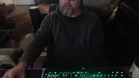 bighugmugg online show from January 17, 3:05 am