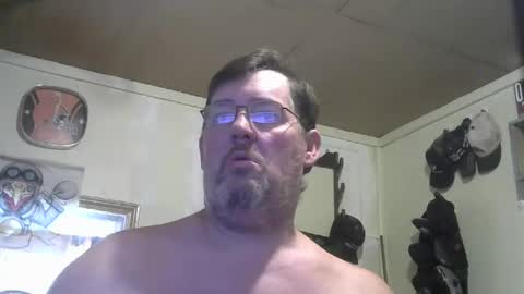 Snapshot of bigjohn41000 chatting on October 25, 5:24 pm bigjohn41000 online show from October 25, 5:24 pm
