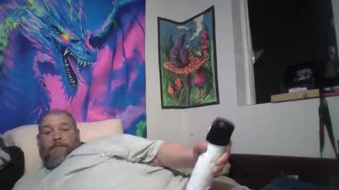 bigman42of0rlife online show from May 9, 10:43 am