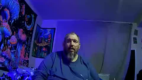 bigman42of0rlife online show from December 14, 12:06 am