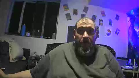 Snapshot of bigman42of0rlife chatting on October 10, 11:05 am bigman42of0rlife online show from October 10, 11:05 am