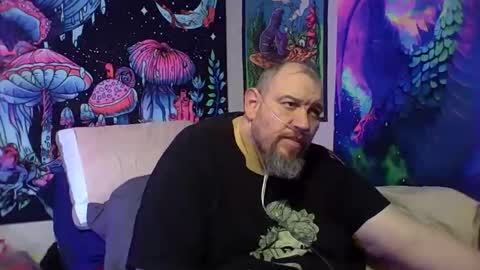 bigman42of0rlife online show from March 21, 7:03 am