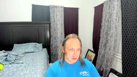 bigmike20129020 online show from October 9, 8:31 am