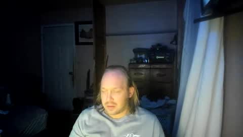 bigmike20129020 online show from February 15, 12:48 am