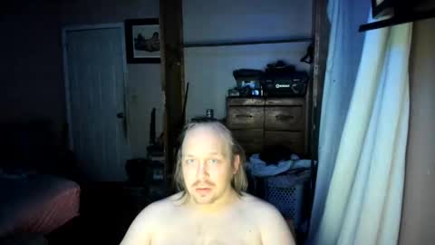 bigmike20129020 online show from February 17, 6:20 am