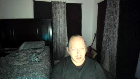 bigmike20129020 online show from February 14, 8:17 am