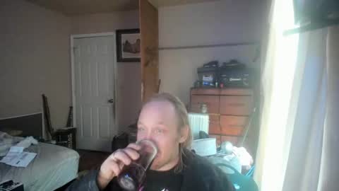 bigmike20129020 online show from December 9, 10:52 pm