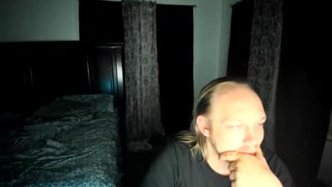 bigmike20129020 online show from February 12, 9:35 am