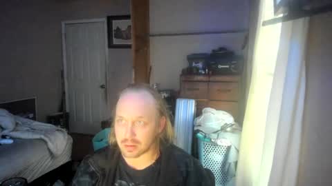 bigmike20129020 online show from January 8, 11:30 pm